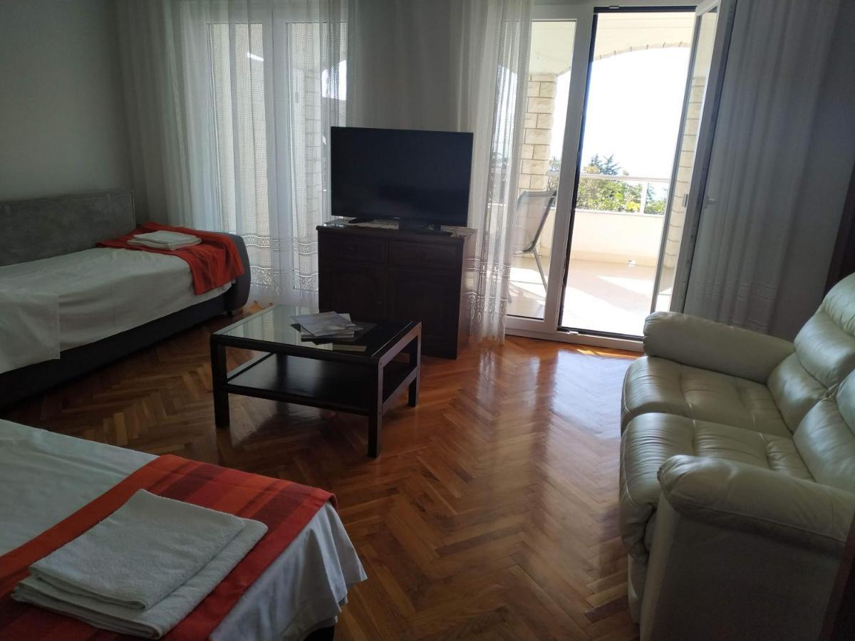 Apartments Marino Novi Vinodolski Ngoại thất bức ảnh